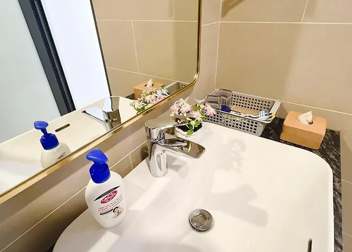 Lam's Khách sạn hẻo lánh 4*