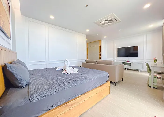 Khách sạn hẻo lánh Lam's